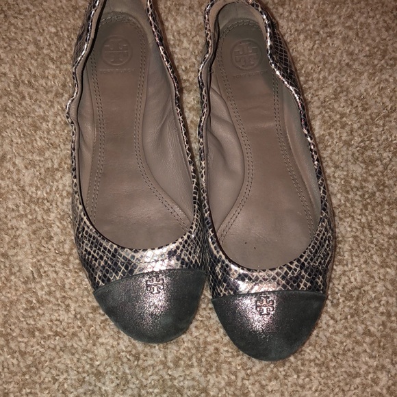 Tory Burch Snakeskin Flat - Picture 8 of 8